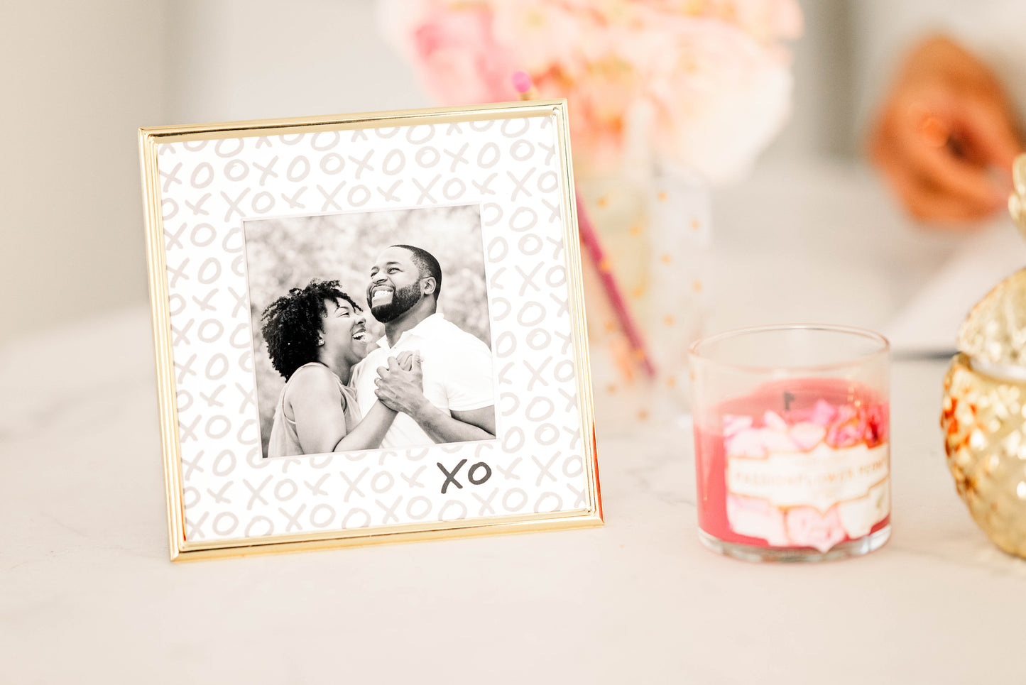 XO, Valentine's Day Keepsake Photo Mat Greeting Card