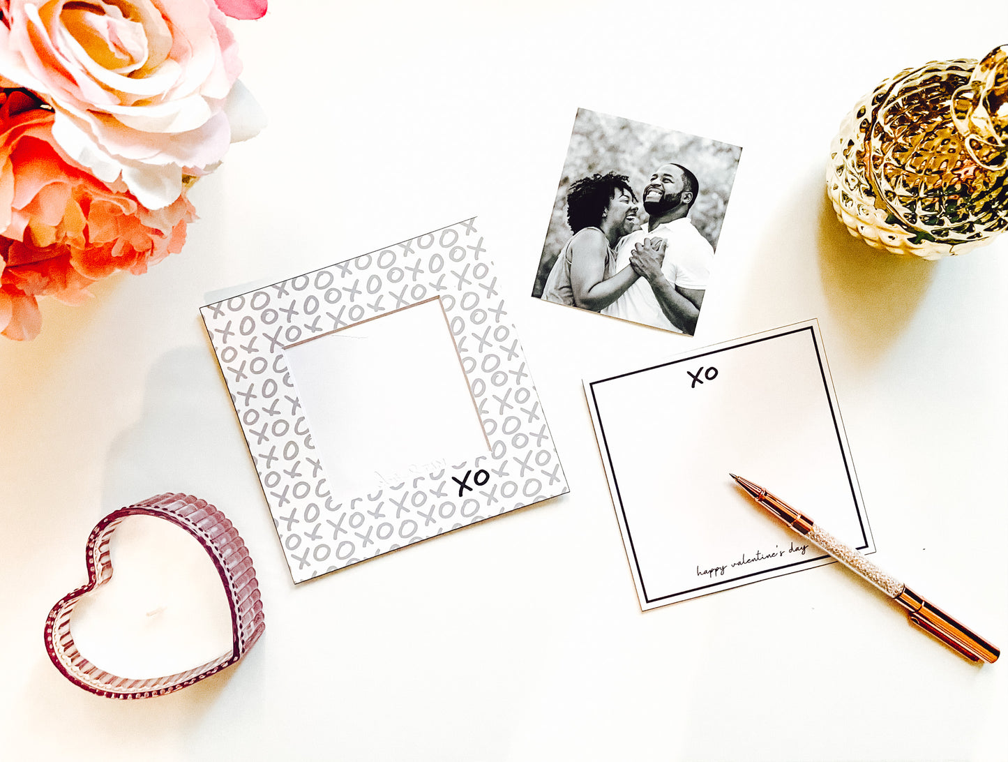 XO, Valentine's Day Keepsake Photo Mat Greeting Card