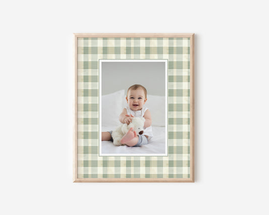 Green Gingham Photo Mat