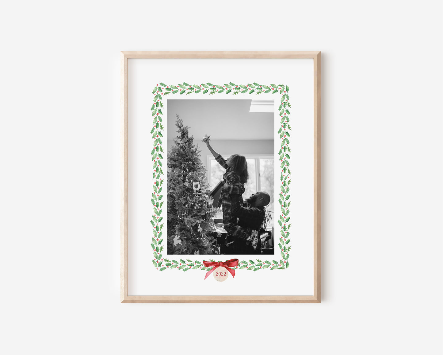 Holly Wreath Keepsake Photo Mat